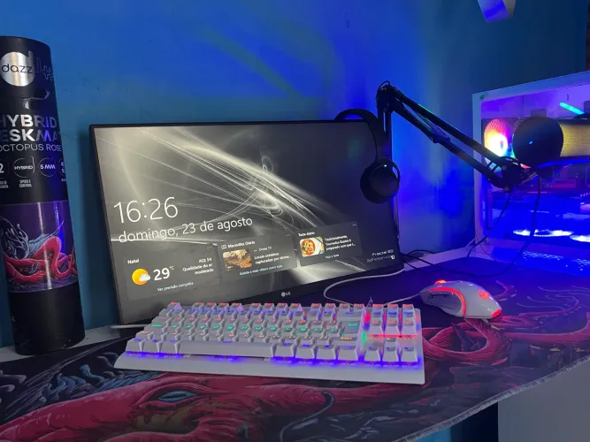 PC GAMER COMPLETO Xeon E5-2680 v4 + RX 5500 XT 8GB + 32GB RAM + Monitor LG