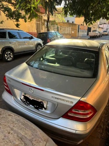 Mercedes-Benz C-180 Kompressor Classic 1.8 16V 143cv 2003
