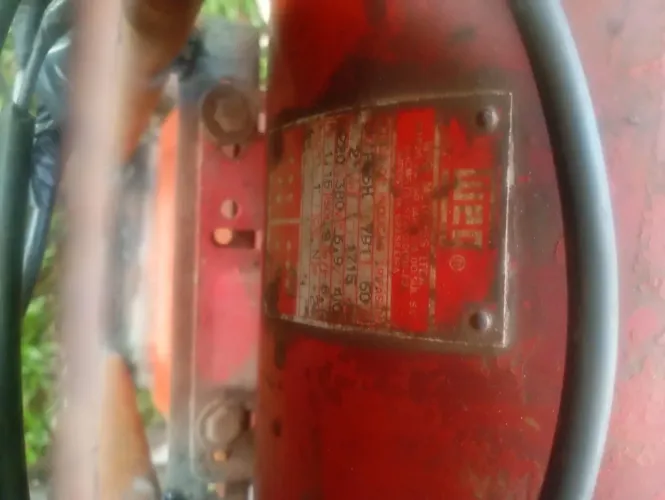 Bomba de esguicho 3 pistões com 15 m de mangueira 
