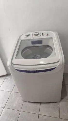 Máquina de lavar roupa Eletrolux 13 kilos