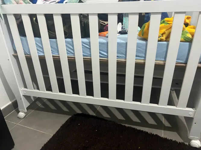 Berço tipo americano sem uso novo 