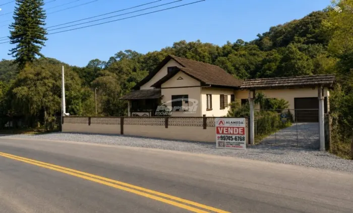 Chácara à venda com 25.236,81 m² na divisa Massaranduba Blumenau.