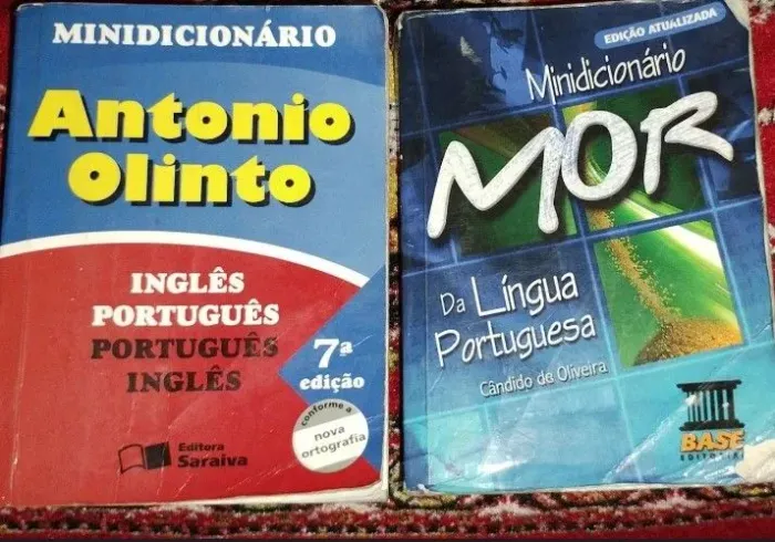 Dicionários