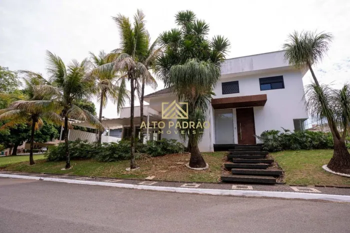Sobrado com 3 dormitórios à venda, 281 m² por R$ 3.450.000,00 - Jardins Madri - Goiânia/GO