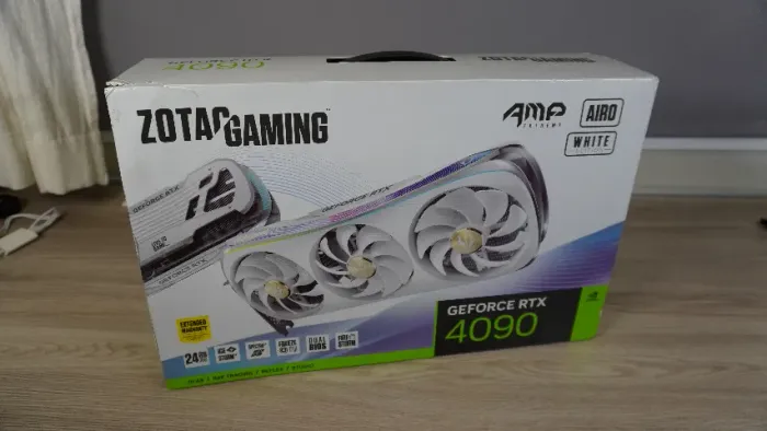 Placa de Vídeo Nvidia Zotac Geforce RTX 4090 Amp Extreme Airo