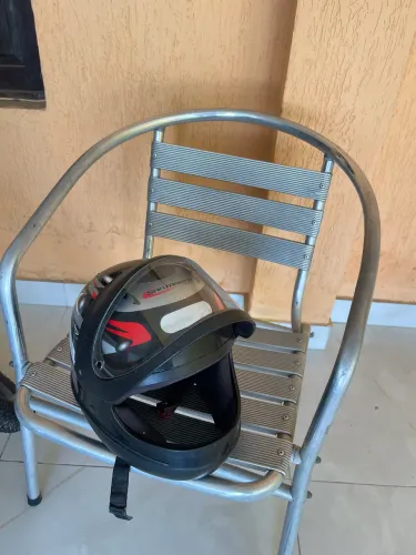 Capacete San Marino Tamanho 58