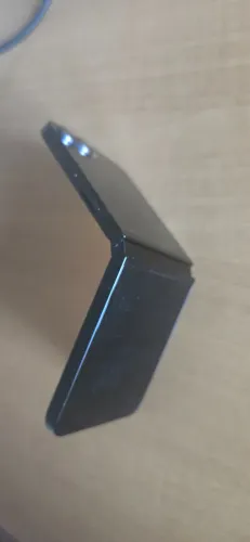SAMSUNG ZFLIP 7 FE - 8Gb/128Gb - Preto Não aceito troca.