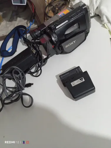 ? Filmadora Sony Handycam Hi8 Completa - Excelente Estado + Fita para Gravação!
