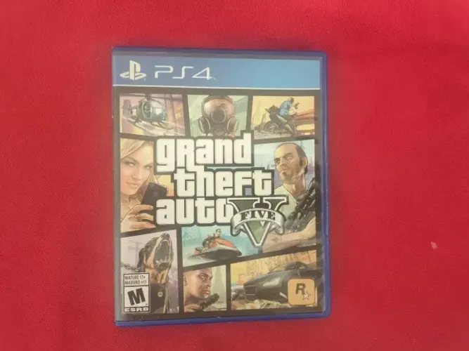 GTA V Ps4 (usado)