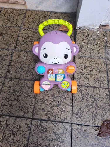 Andador Macaquinho R$ 100