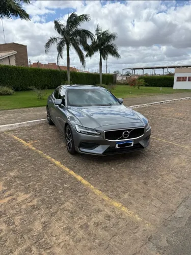 Volvo S60 T-4 Momentum 2.0 190cv 4P 2020
