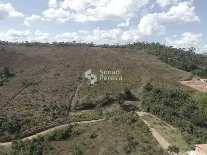 Imóvel para venda possui 23029m² em Centro - Simão Pereira - MG