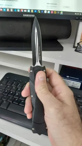 (Novo)Canivete Tático Autom. Abertura Frontal+Quebra Vidro(Preto)