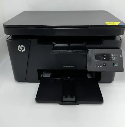 Impressora multifuncional a laser HP M125a pouco usada c/um toner novo e garantia 