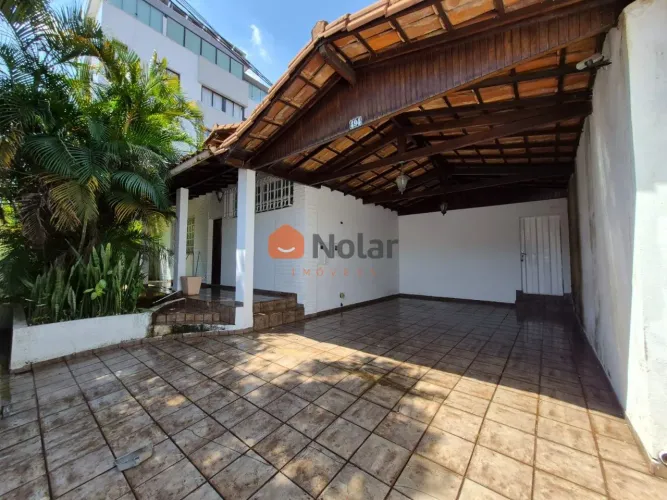 Casa de 4 quartos para alugar com suíte e 3 vagas no bairro Cidade Nova em Belo Horizonte 