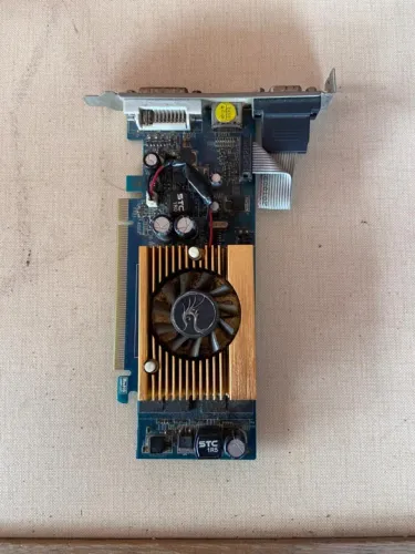 Placa de Vídeo NVIDIA PCI Express - Funcionando