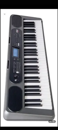 Vendo um teclado 