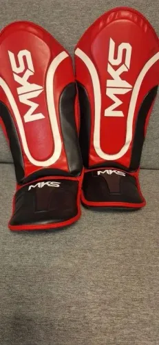 Caneleira Muay Thai e Kickboxing