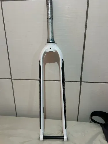 Garfo rígido boost 29? 
