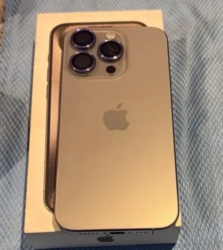 iPhone 15 pro 128gb titanium