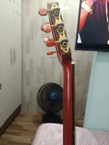 Violão elétrico yamaha silent