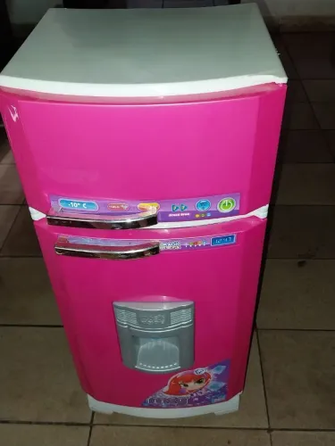 Brinquedos Geladeirinha e Fogãozinho