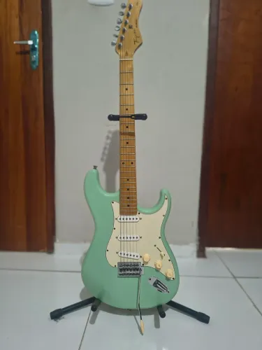 Guitarra Tagima tg-530 blindada com captadores Waaah v70