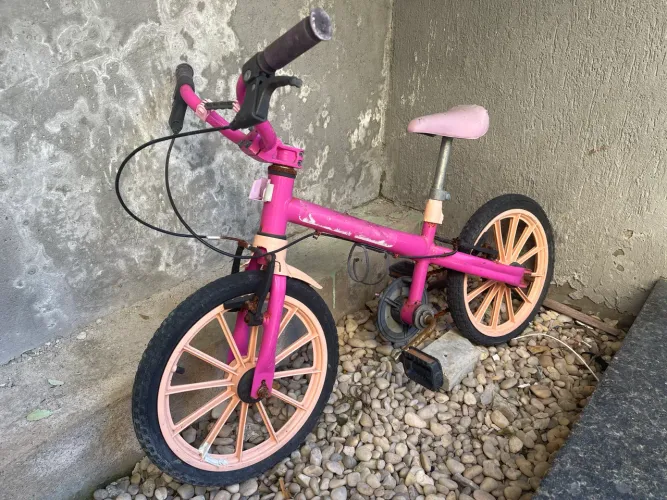 VENDO BICICLETA