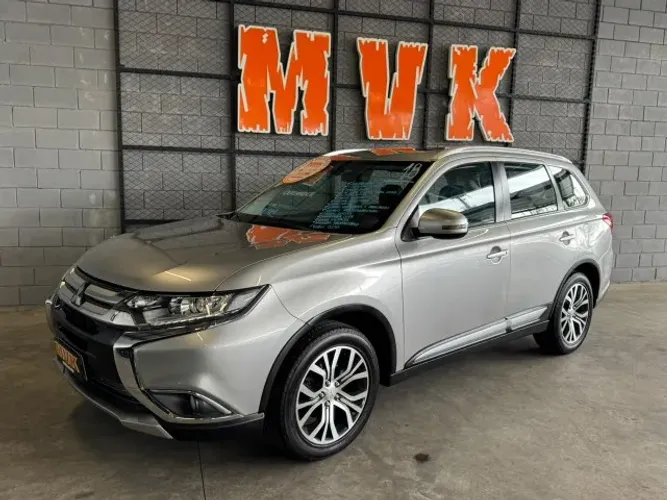 Mitsubishi Outlander 2.0 16V 160cv Aut. 2018