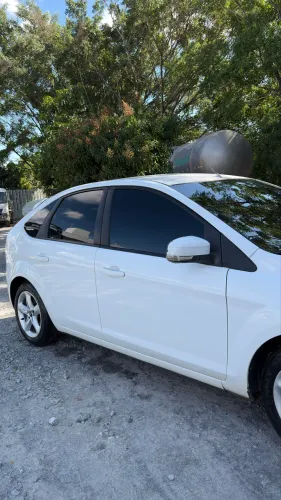 Ford Focus 1.6 S/se/se Plus Flex 8v/16v 5P 2012