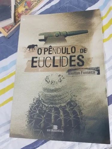 Livro O pêndulo de Euclides