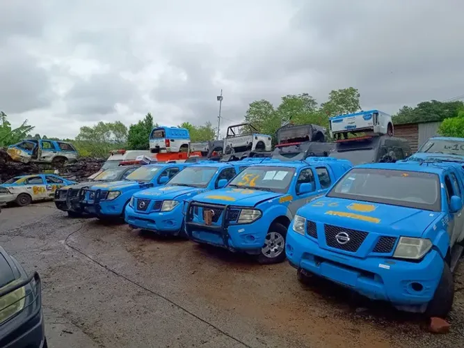 Peças de frontier sucata *