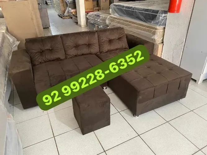 Sofá chyase com puff - entrega imediata