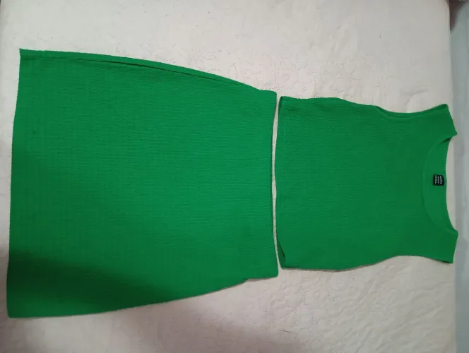 Conjunto verde SHEIN