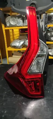 Lanterna esquerda Pajero Sport 2019 2020 2021
