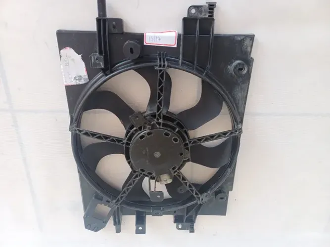 Defletor com Ventoinha Renault Duster 2015
