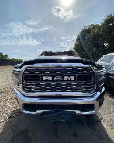 Sucata para retirada de peças Dodge Ram 2500 2022