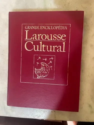 Livros de Enciclopédia Larousse Cultural - Capa Dura