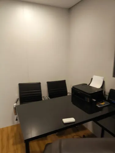 Sala comercial com no ITC - 28m²