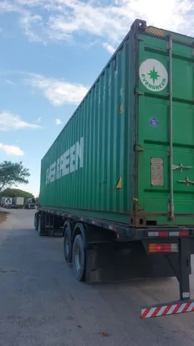 Container 12 e 6m compre com segurança