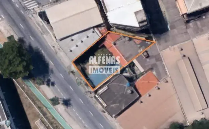 Lote à venda no Bairro Barreiro