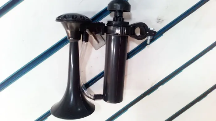 Buzina mini corneta com bomba de ar