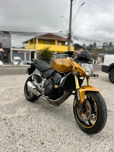CB 600 HORNET 2009 TOP