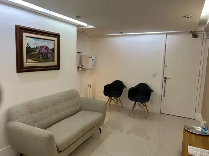 Sala comercial no condado dos Cascais pronta pra trabalhar