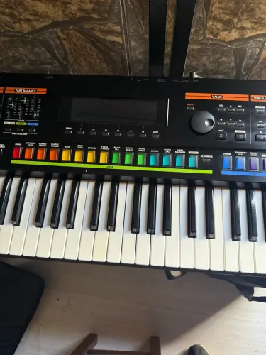 Teclado Roland Jupiter 50