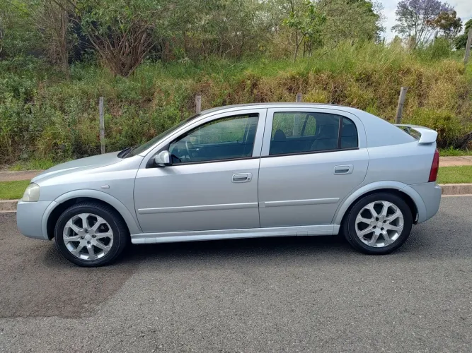 Chevrolet Astra Advantage 2.0 MPFI 8V Flexpower 5P 2011