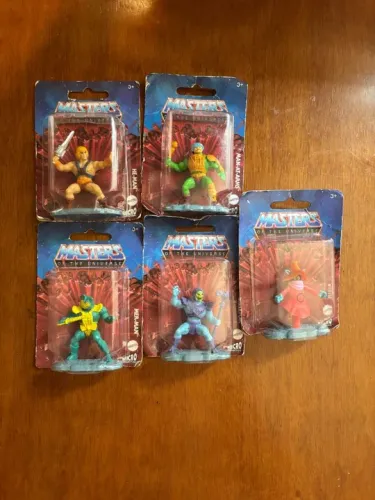 Bonecos heman