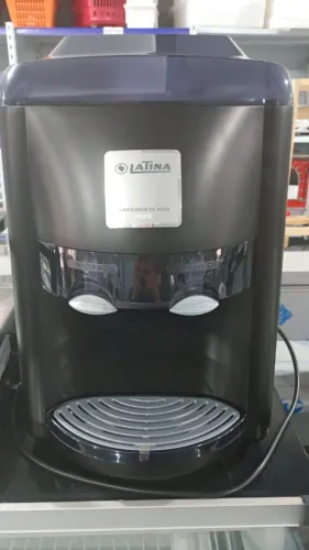 PURIFICADOR DE AGUA REFRIGERADO LATINA PA355 PRETO SEMI BRILHO 220V/60HZ LTPA355B2S