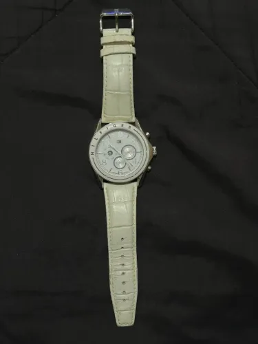 Relógio Tommy Hilfiger TH-112-3-29-1046 Couro Branco 24mm Original