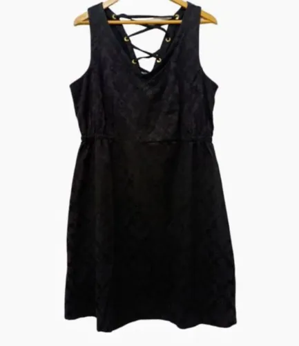Vestido Preto *confira as medidas*